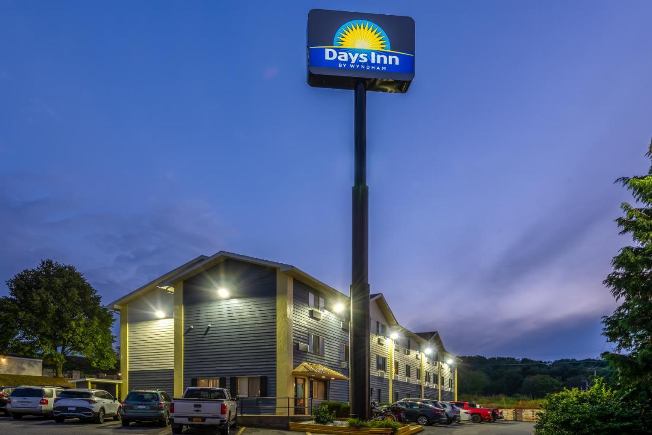 Days Inn By Wyndham Somerset Pa I-70 I-76 Εξωτερικό φωτογραφία