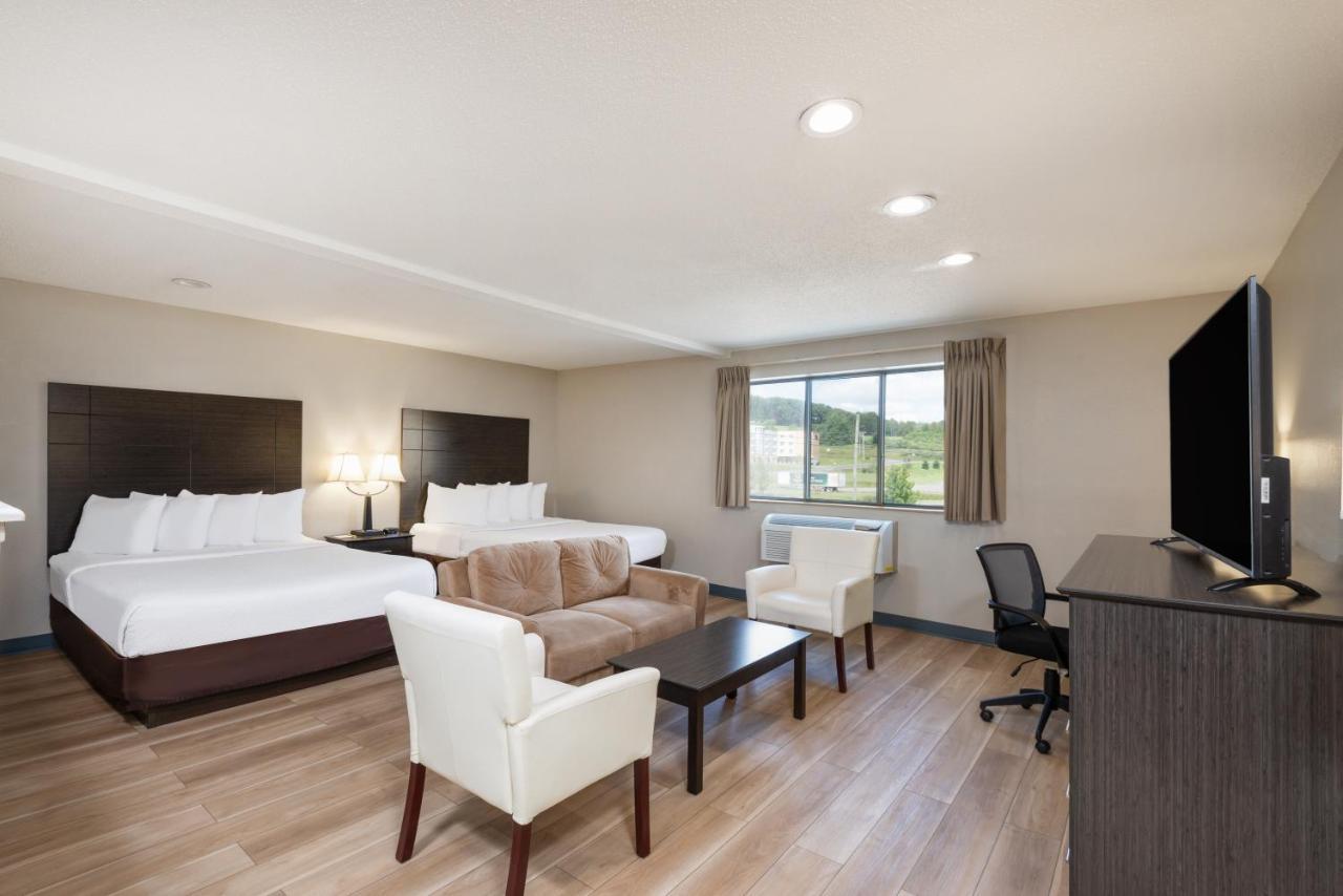 Days Inn By Wyndham Somerset Pa I-70 I-76 Εξωτερικό φωτογραφία